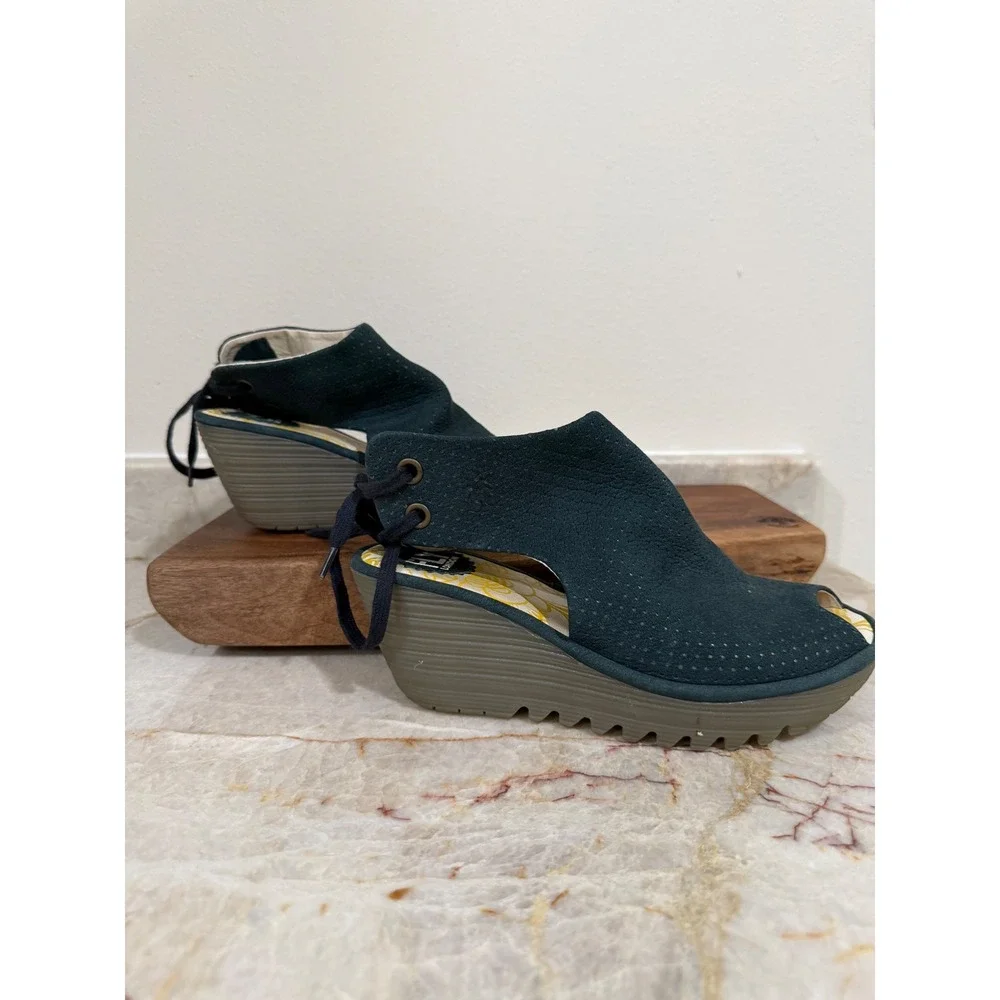 FLY London Ypul Wedge Sandals Cupido Reef Green Leather EU 36 US 5.5-6